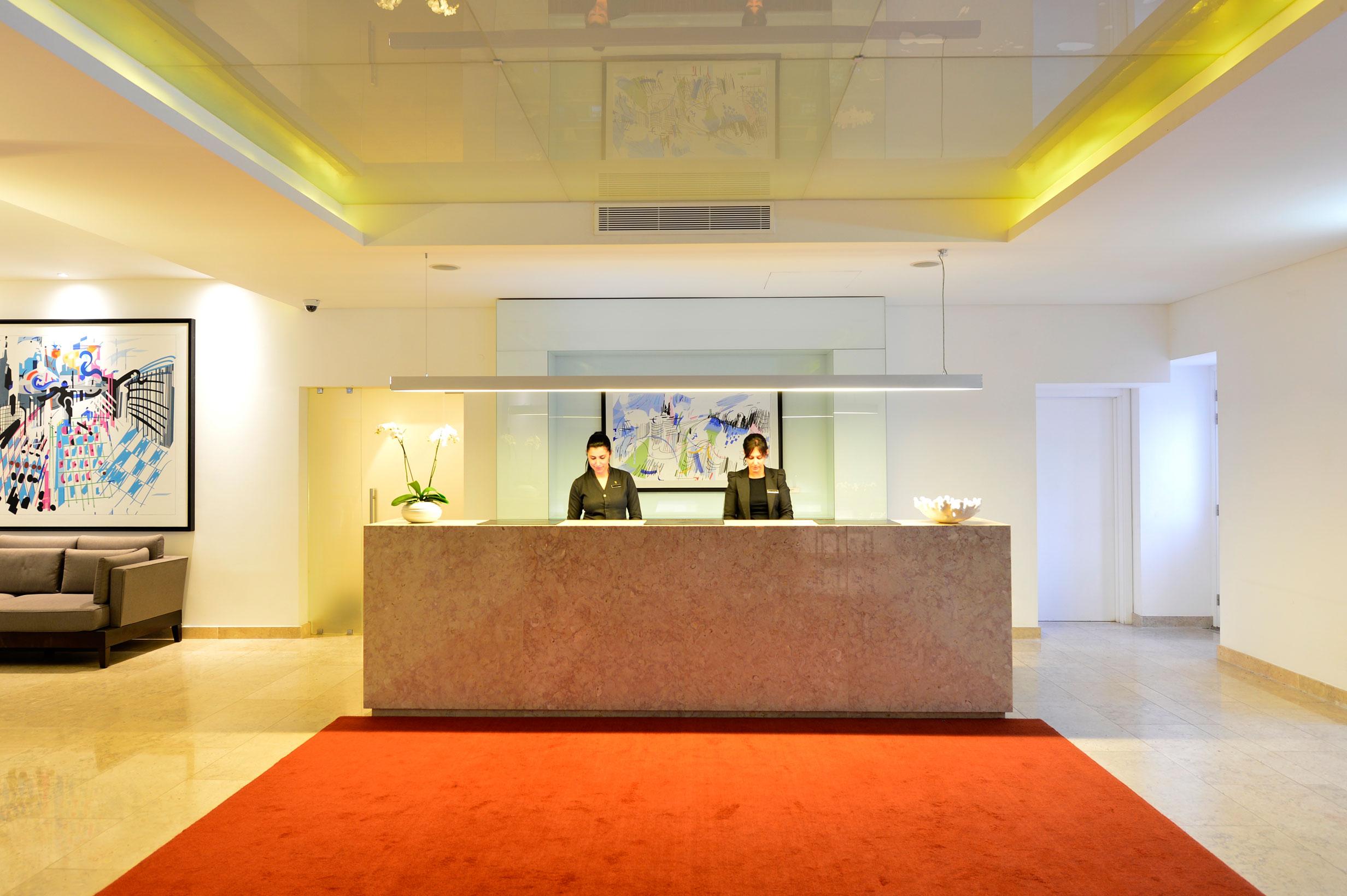 Pestana Cidadela Cascais - Pousada & Art District Exterior foto Reception desk at the Mandarin Oriental, Munich