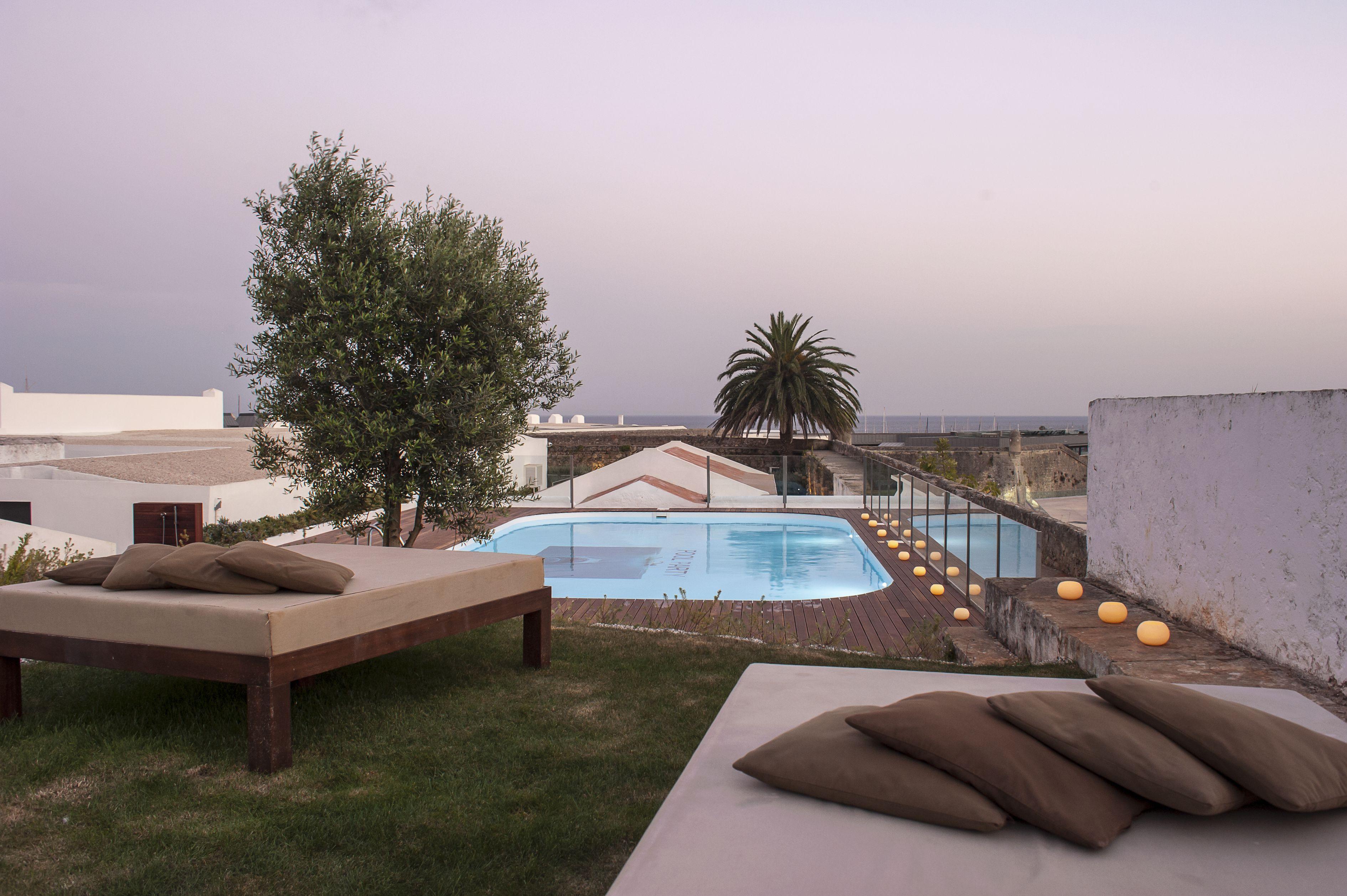 Pestana Cidadela Cascais - Pousada & Art District Exterior foto The hotel's rooftop pool