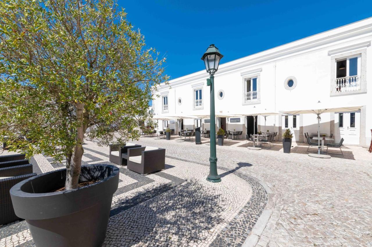 Pestana Cidadela Cascais - Pousada & Art District Exterior foto The courtyard of the hotel